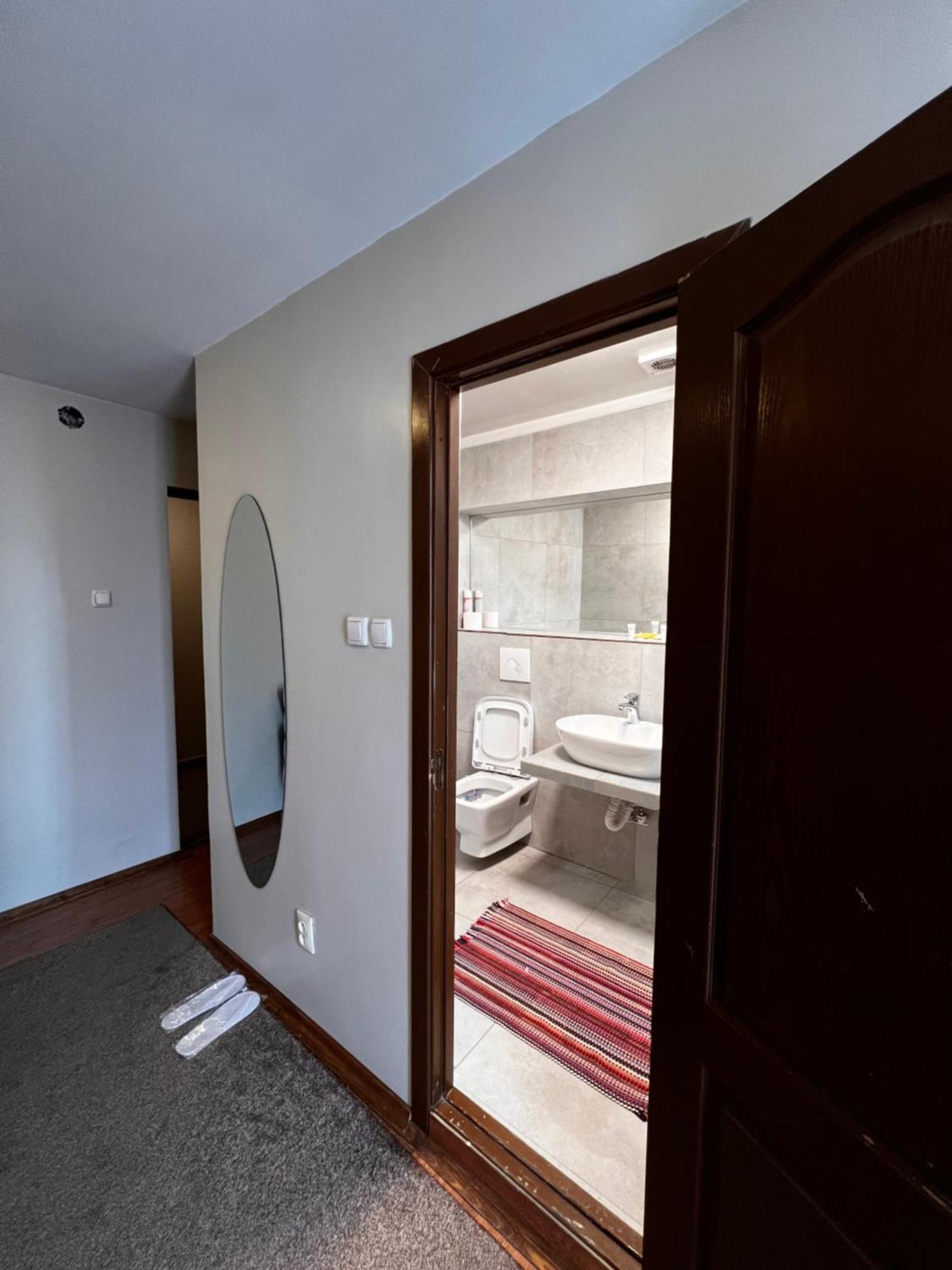 Salam Hotel Oš Exteriér fotografie