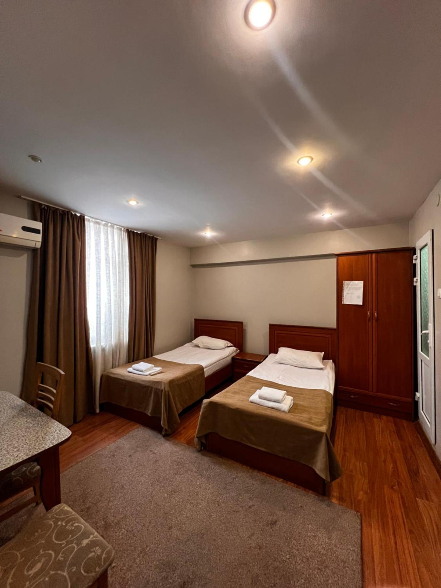 Salam Hotel Oš Exteriér fotografie