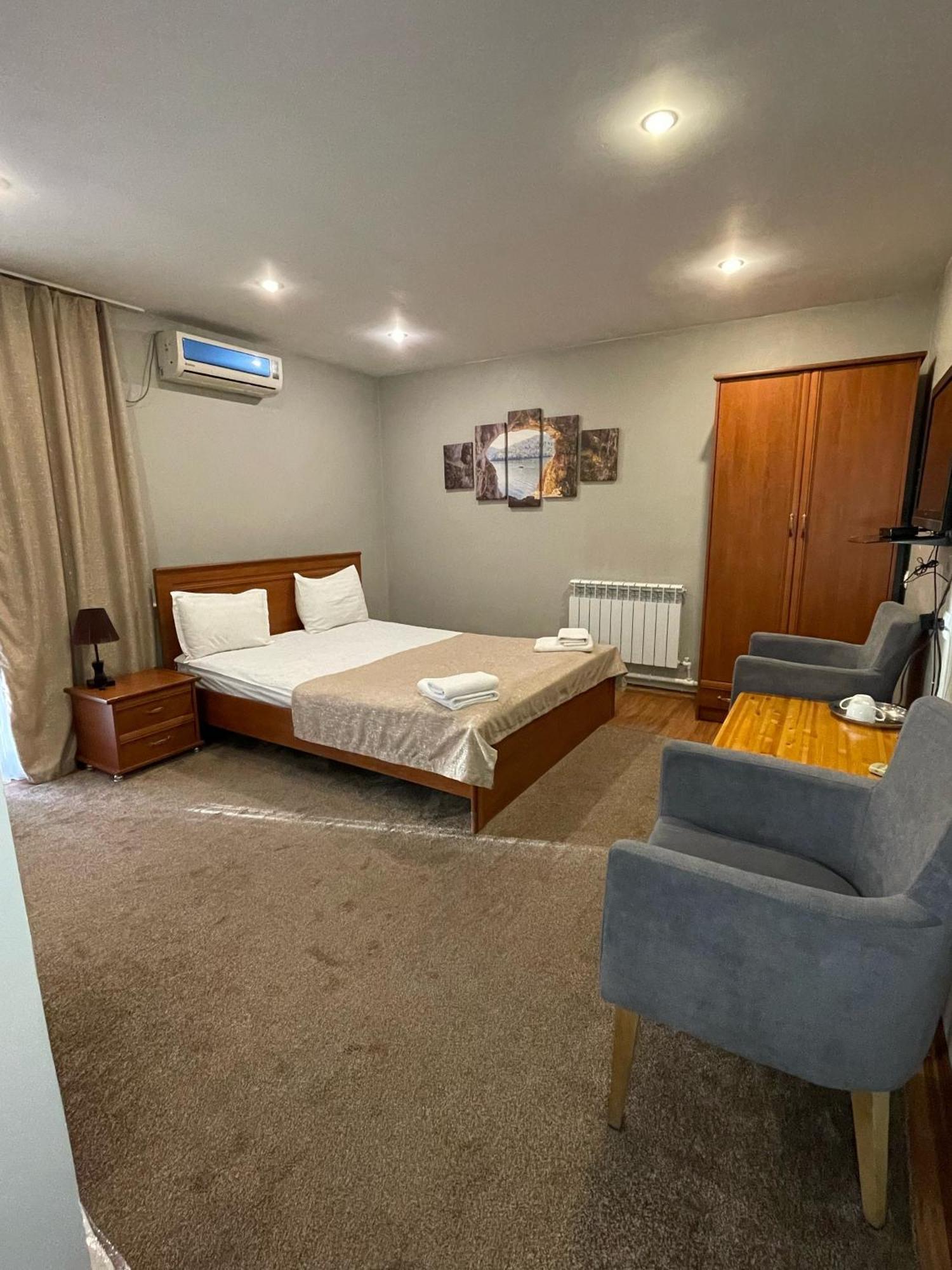 Salam Hotel Oš Exteriér fotografie