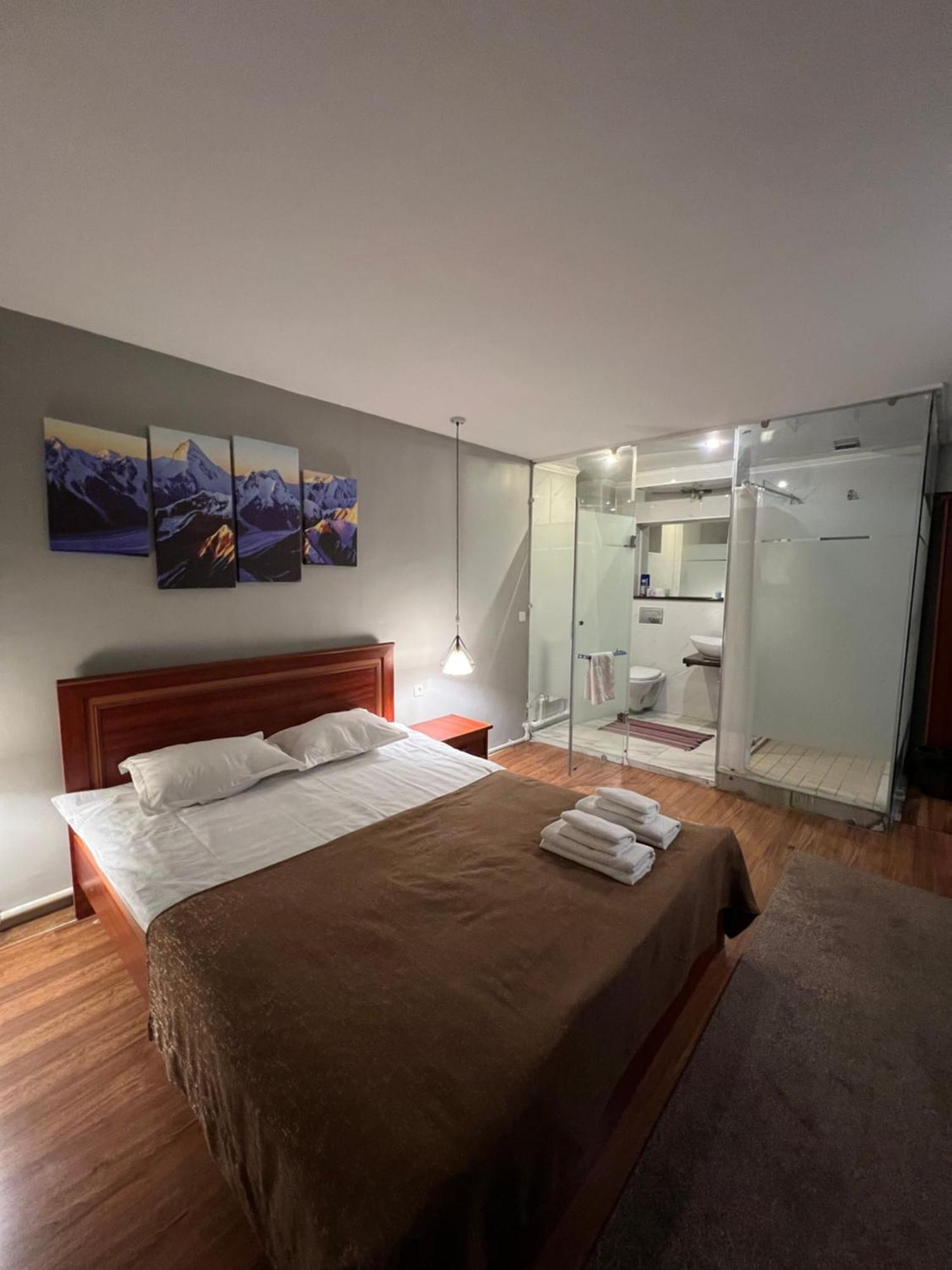 Salam Hotel Oš Exteriér fotografie