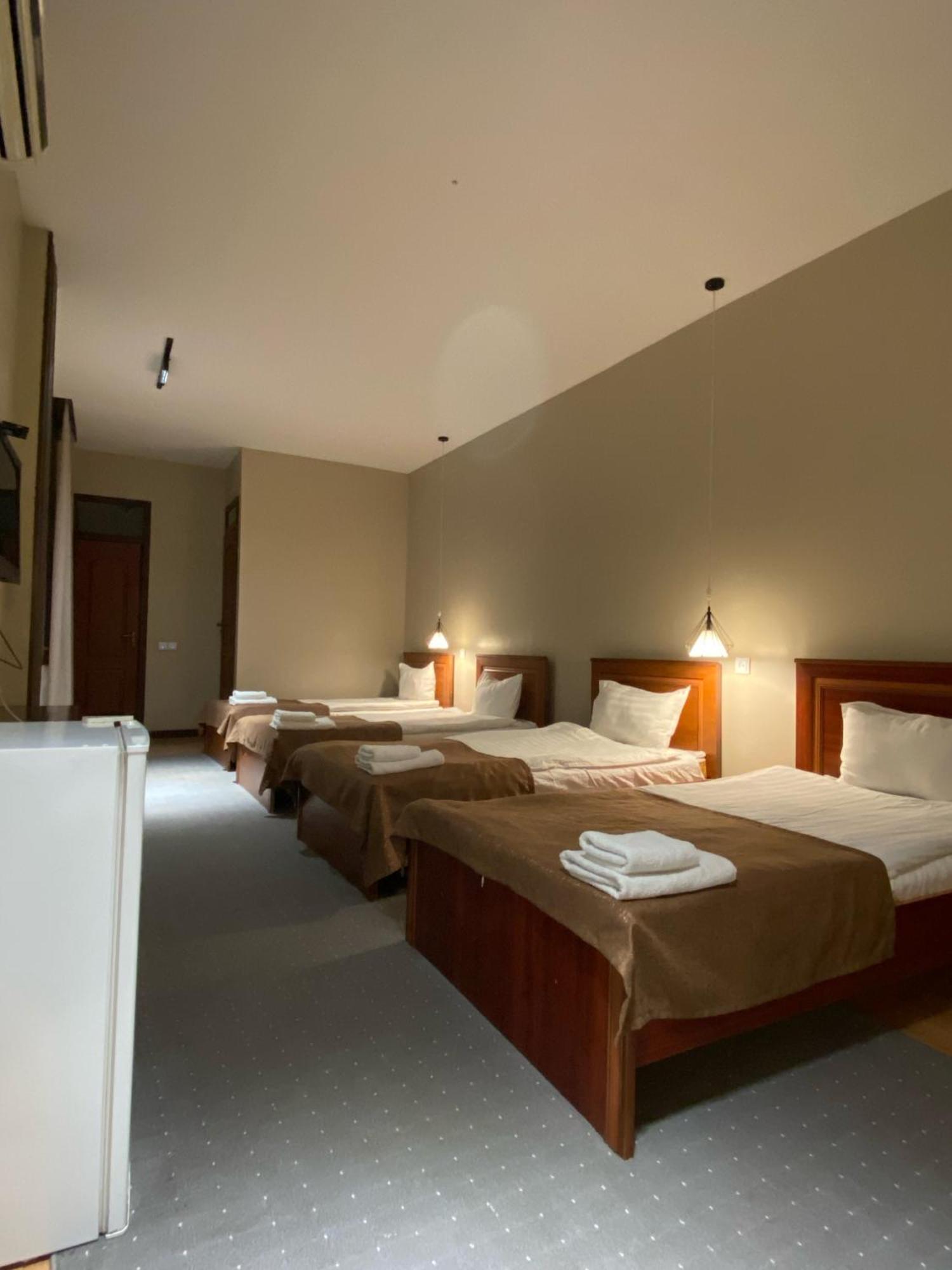 Salam Hotel Oš Exteriér fotografie