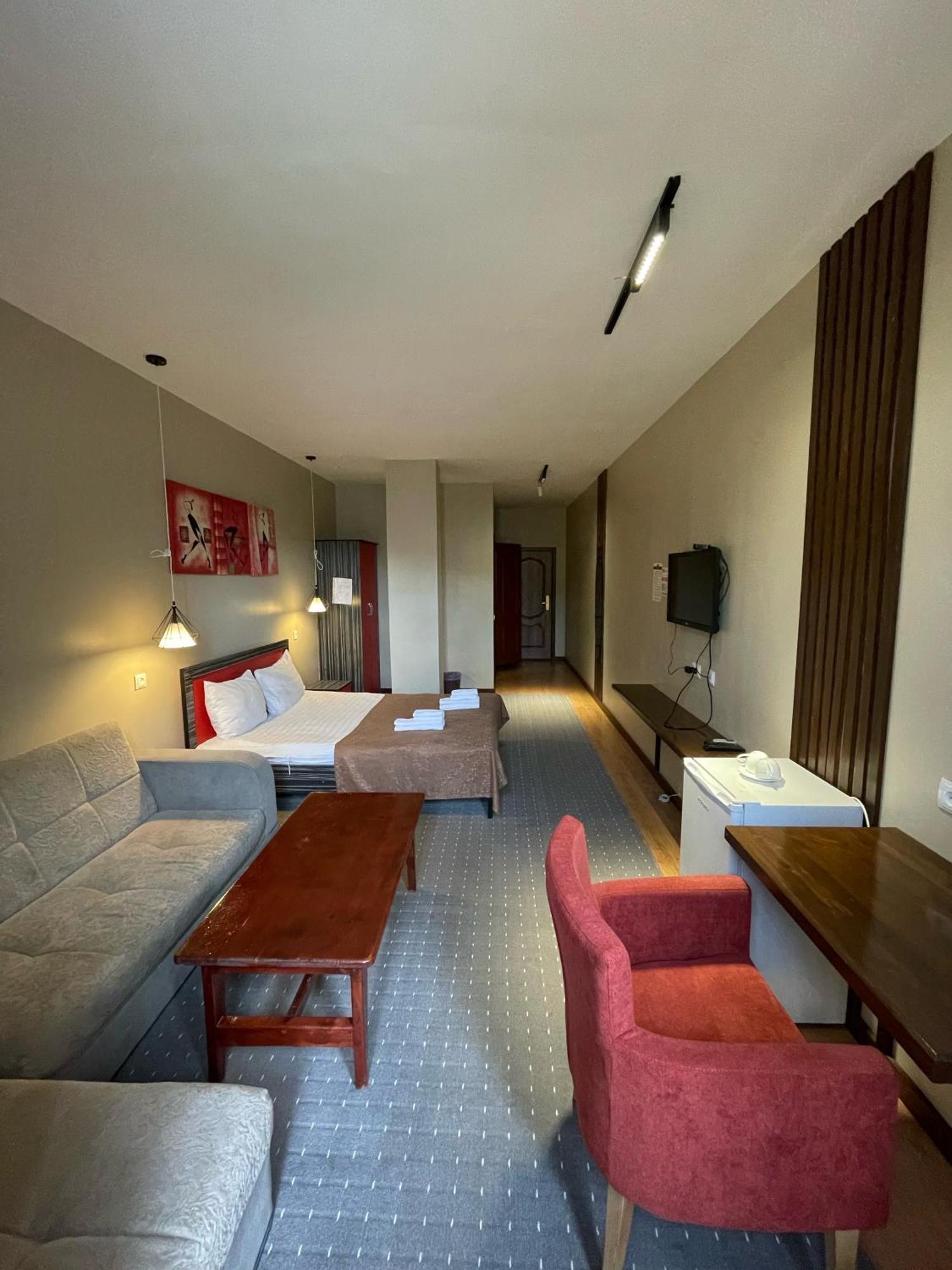 Salam Hotel Oš Exteriér fotografie